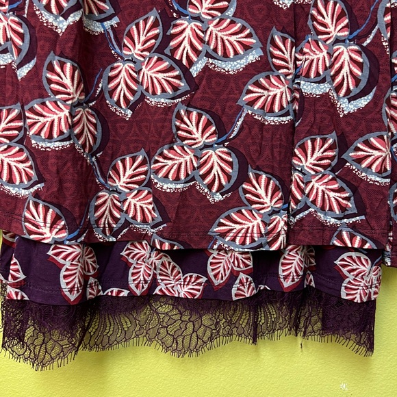 LOGO by Lori Goldstein Purple Leaf Print Blouse - Picture 8 of 9